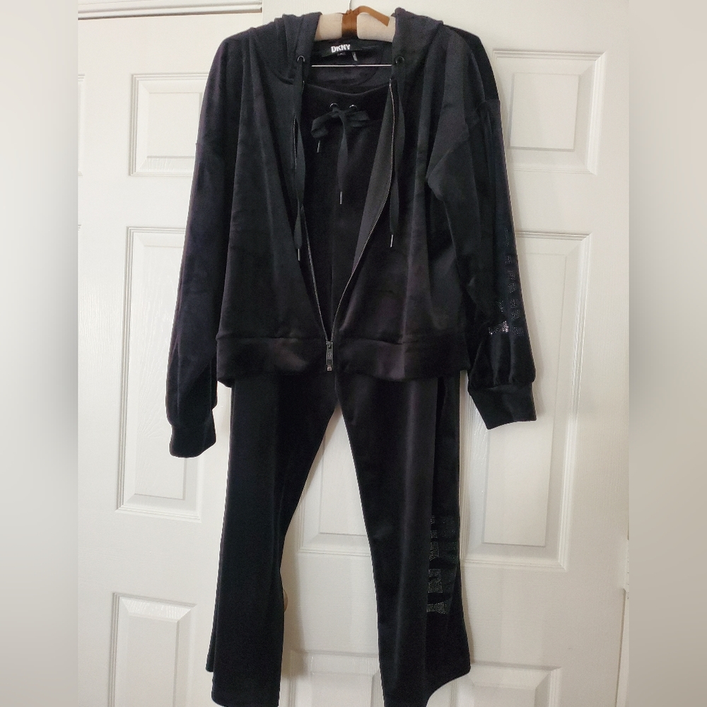 2 Piece DKNY *Like New* Black Velour Hooded Track Suit Lounge Set XL